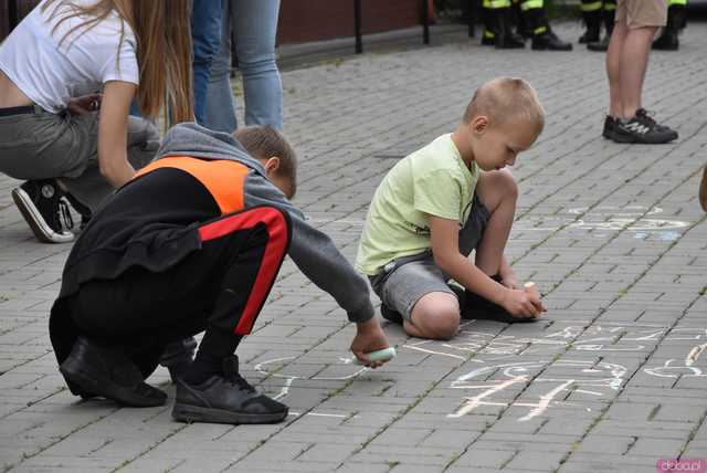 [FOTO] Rozmaite wypieki, masa zabawy i swojskie jadło podczas Turnieju Wsi w Modlęcinie