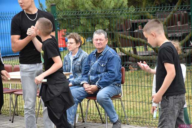 [FOTO] Rozmaite wypieki, masa zabawy i swojskie jadło podczas Turnieju Wsi w Modlęcinie