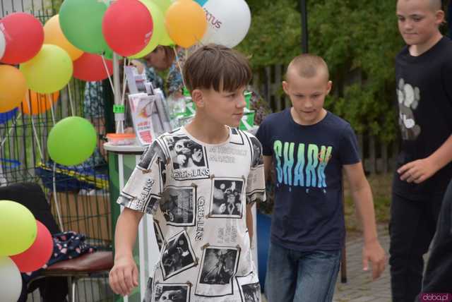 [FOTO] Rozmaite wypieki, masa zabawy i swojskie jadło podczas Turnieju Wsi w Modlęcinie
