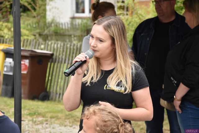 [FOTO] Rozmaite wypieki, masa zabawy i swojskie jadło podczas Turnieju Wsi w Modlęcinie