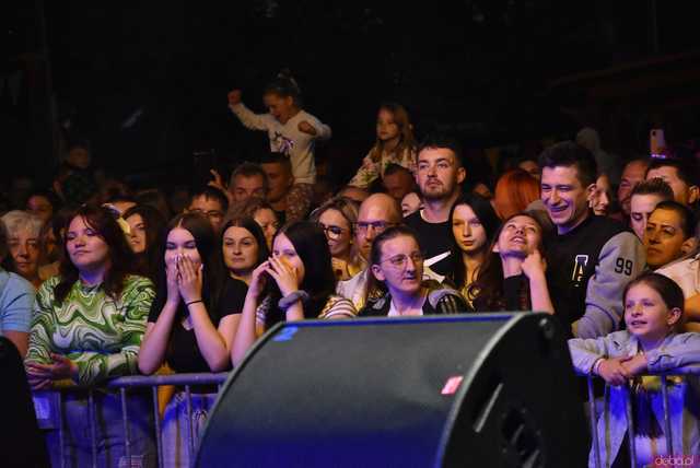 [DUŻO ZDJĘĆ] Piękni i Młodzi porwali żarowską publiczność. Drugi dzień Dni Żarowa pełen atrakcji i dobrej zabawy