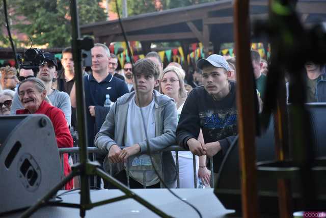 [DUŻO ZDJĘĆ] Piękni i Młodzi porwali żarowską publiczność. Drugi dzień Dni Żarowa pełen atrakcji i dobrej zabawy