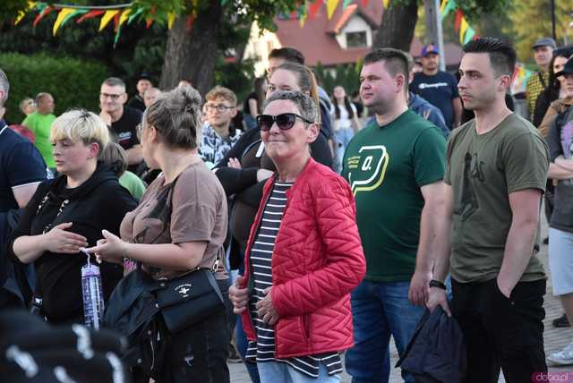 [DUŻO ZDJĘĆ] Piękni i Młodzi porwali żarowską publiczność. Drugi dzień Dni Żarowa pełen atrakcji i dobrej zabawy