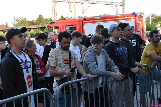 [DUŻO ZDJĘĆ] Piękni i Młodzi porwali żarowską publiczność. Drugi dzień Dni Żarowa pełen atrakcji i dobrej zabawy