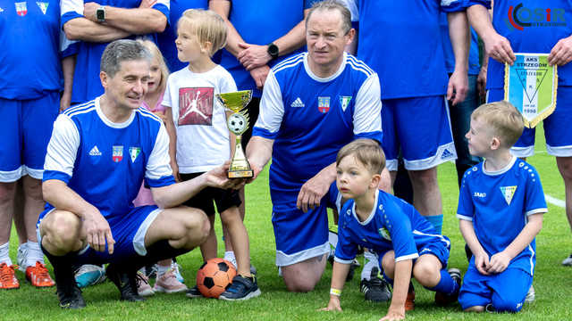 [WIDEO/FOTO] Upamiętnili ks. Marka Żmudę podczas piłkarskiego memoriału