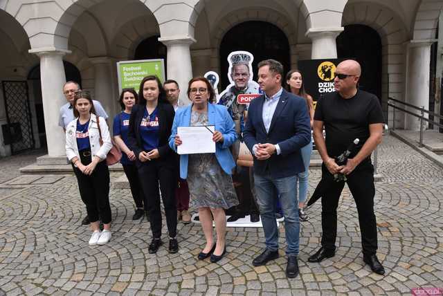 [WIDEO/FOTO] Stop podwyżkom. Europosłanka Anna Zalewska przed wyborami do Parlamentu Europejskiego