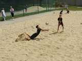 [FOTO] Zacięta rywalizacja chłopców z klas 7-8 w plażówce rozstrzygnięta