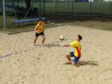 [FOTO] Zacięta rywalizacja chłopców z klas 7-8 w plażówce rozstrzygnięta