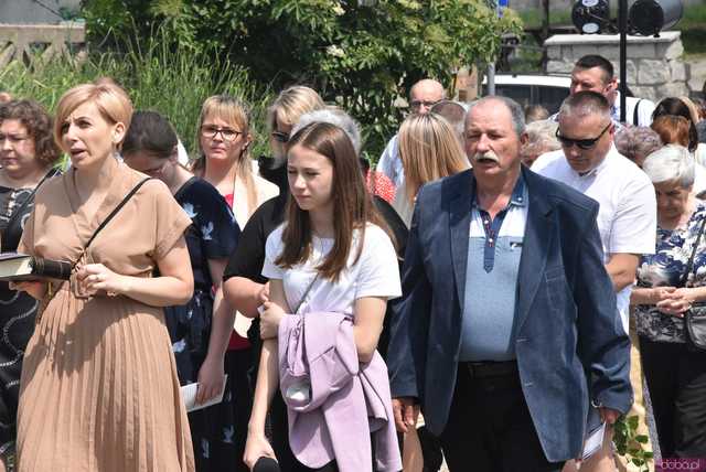 [FOTO] Tłum wiernych przeszedł w procesji z okazji Bożego Ciała w Strzegomiu