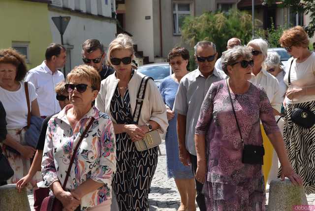 [FOTO] Tłum wiernych przeszedł w procesji z okazji Bożego Ciała w Strzegomiu