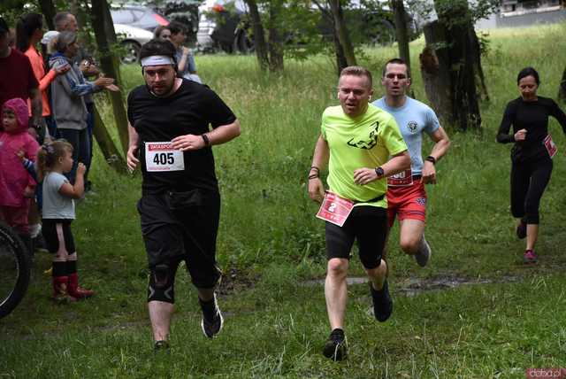 [WIDEO/FOTO] Pobiegli alejkami Parku Strzelnica w letniej odsłonie Świdnickich Biegów Parkowych