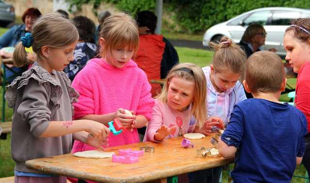 [DUŻO ZDJĘĆ] Festyny, pikniki, Gminny Dzień Dziecka. Długi weekend pełen atrakcji w gminie Dobromierz