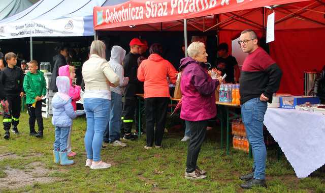 [DUŻO ZDJĘĆ] Festyny, pikniki, Gminny Dzień Dziecka. Długi weekend pełen atrakcji w gminie Dobromierz