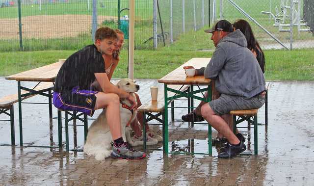[DUŻO ZDJĘĆ] Festyny, pikniki, Gminny Dzień Dziecka. Długi weekend pełen atrakcji w gminie Dobromierz