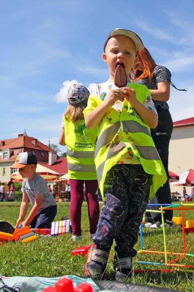 [DUŻO ZDJĘĆ] Festyny, pikniki, Gminny Dzień Dziecka. Długi weekend pełen atrakcji w gminie Dobromierz