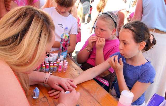 [DUŻO ZDJĘĆ] Festyny, pikniki, Gminny Dzień Dziecka. Długi weekend pełen atrakcji w gminie Dobromierz