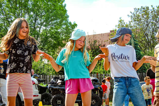 [FOTO] Świetna zabawa na Pikniku Rodzinnym z okazji Dnia Dziecka w Mrowinach