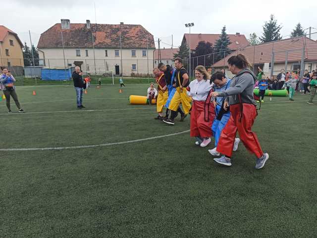 [FOTO] Sportowy Dzień w Jaroszowie