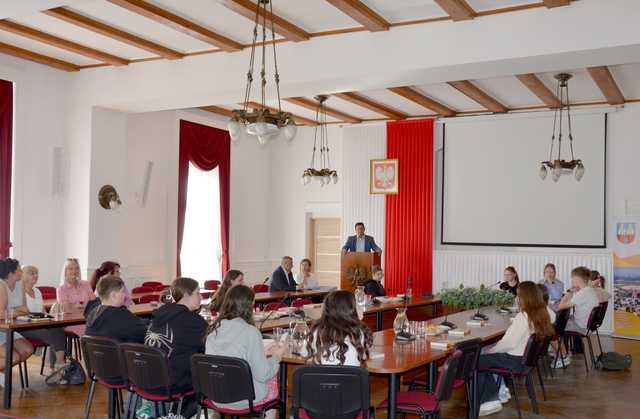[FOTO] Młodzież przedstawiała swoje pomysły na rozwój gminy