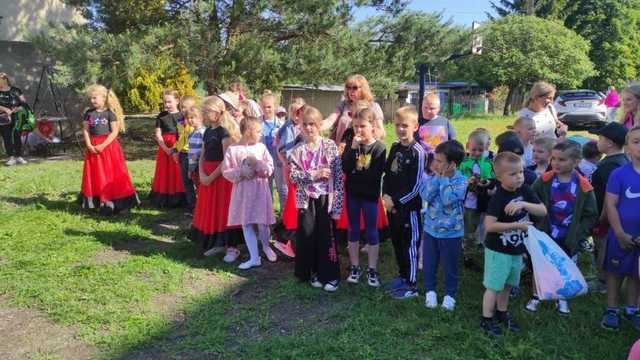 [FOTO] Otwarto nową altanę edukacyjno-rekreacyjną w Goczałkowie