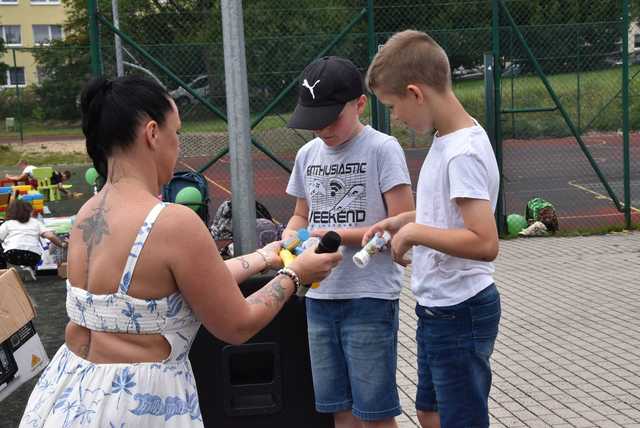 [FOTO] Moc atrakcji w zgodzie ze środowiskiem. Piknik Ekologiczny przyciągnął tłumy najmłodszych