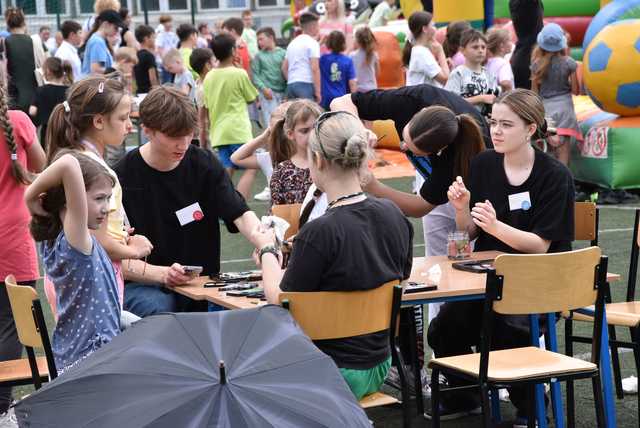 [FOTO] Moc atrakcji w zgodzie ze środowiskiem. Piknik Ekologiczny przyciągnął tłumy najmłodszych