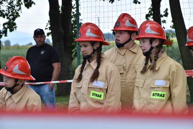 [FOTO/WYNIKI] Zacięta rywalizacja strażaków na Gminnych Zawodach Sportowo-Pożarniczych