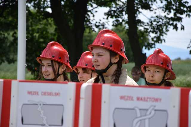 [FOTO/WYNIKI] Zacięta rywalizacja strażaków na Gminnych Zawodach Sportowo-Pożarniczych