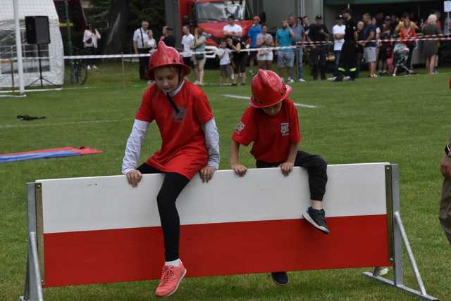 [FOTO/WYNIKI] Zacięta rywalizacja strażaków na Gminnych Zawodach Sportowo-Pożarniczych
