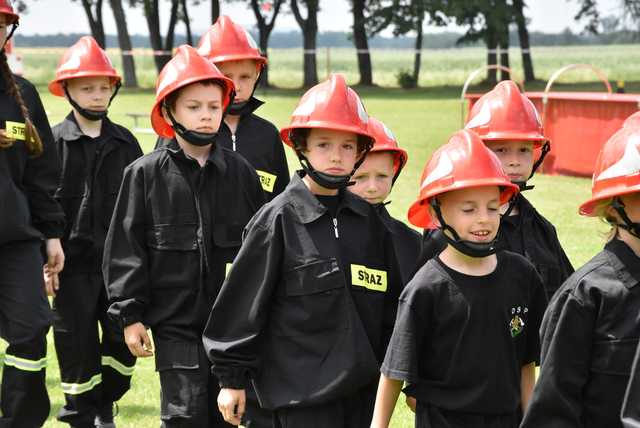 [FOTO/WYNIKI] Zacięta rywalizacja strażaków na Gminnych Zawodach Sportowo-Pożarniczych