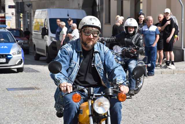 [WIDEO/FOTO] Zlot Motocyklistów w Świebodzicach po raz dwunasty