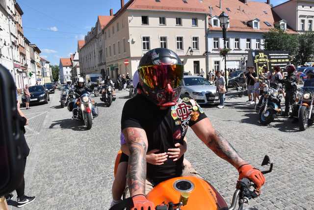 [WIDEO/FOTO] Zlot Motocyklistów w Świebodzicach po raz dwunasty