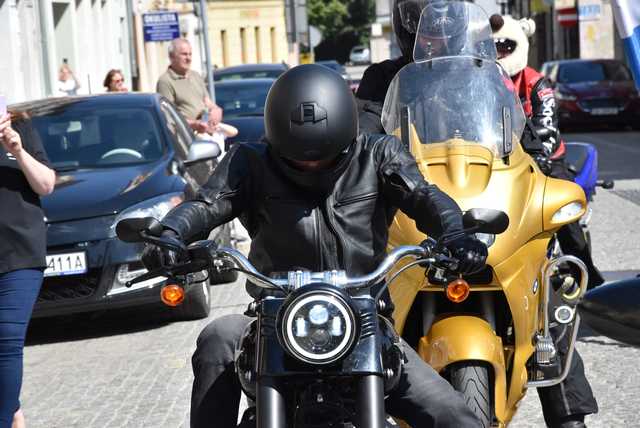 [WIDEO/FOTO] Zlot Motocyklistów w Świebodzicach po raz dwunasty