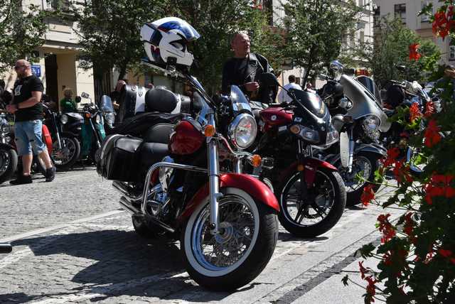 [WIDEO/FOTO] Zlot Motocyklistów w Świebodzicach po raz dwunasty