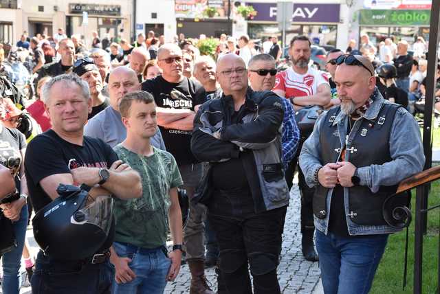[WIDEO/FOTO] Zlot Motocyklistów w Świebodzicach po raz dwunasty