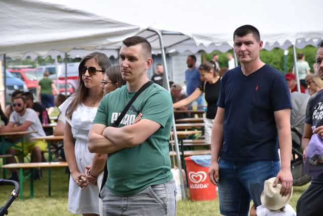 [FOTO] Zawody pożarnicze, występy najmłodszych i smaczne jadło na VII Festynie Parafialnym w Gniewkowie