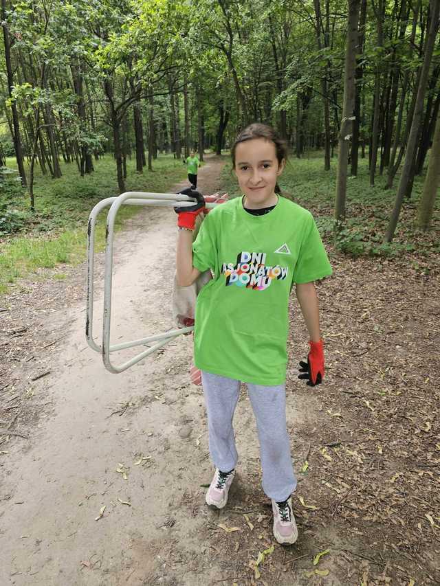 [FOTO] Wzięli sprawy w swoje ręce i posprzątali Strzelnicę