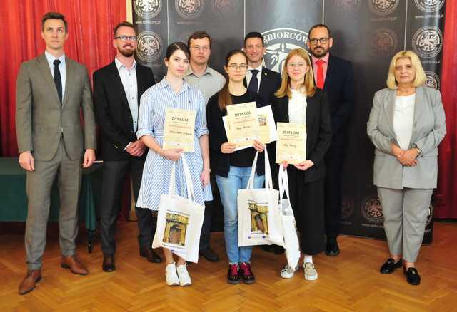 [FOTO/WYNIKI] Uczniowie świdnickich szkół sprawdzili swoją wiedzę o historii miasta