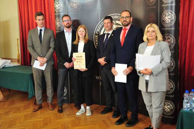 [FOTO/WYNIKI] Uczniowie świdnickich szkół sprawdzili swoją wiedzę o historii miasta