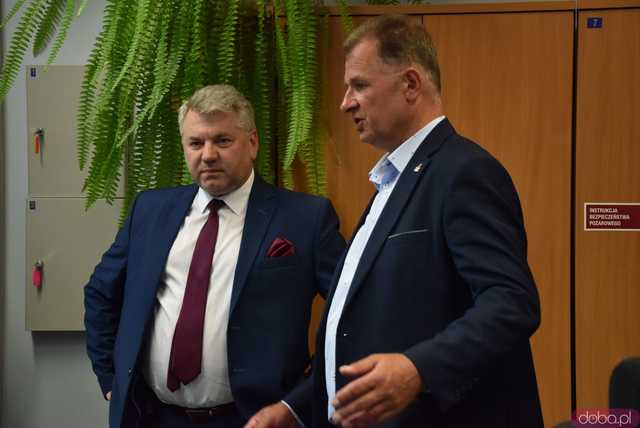 [FOTO] Wielka farma fotowoltaiczna i nowa jednostka kogeneracyjna. Członkowie świebodzickiej spółdzielni mają zapłacić mniej za ciepło