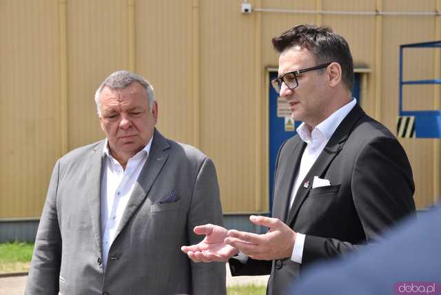 [FOTO] Wielka farma fotowoltaiczna i nowa jednostka kogeneracyjna. Członkowie świebodzickiej spółdzielni mają zapłacić mniej za ciepło