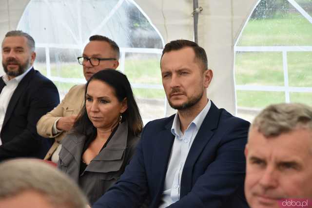 [FOTO] Wielka farma fotowoltaiczna i nowa jednostka kogeneracyjna. Członkowie świebodzickiej spółdzielni mają zapłacić mniej za ciepło