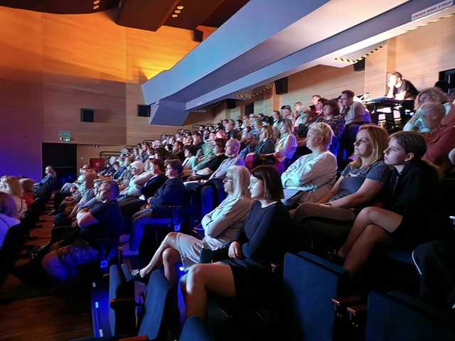 [FOTO] Upiór w teatrze wystawiony w Strzegomiu