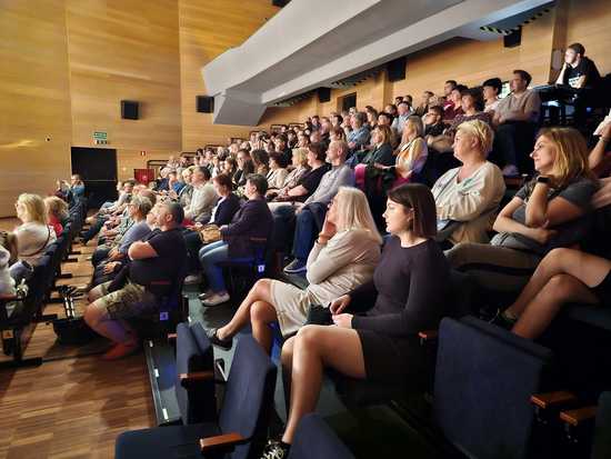 [FOTO] Upiór w teatrze wystawiony w Strzegomiu