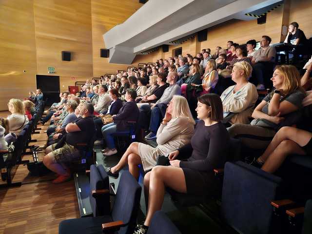 [FOTO] Upiór w teatrze wystawiony w Strzegomiu