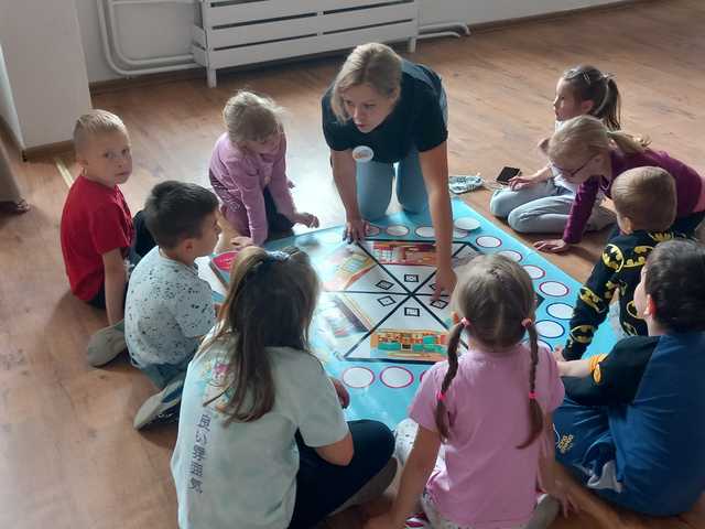 [FOTO] Doskonalili swoje umiejętności językowe poprzez dobrą zabawę