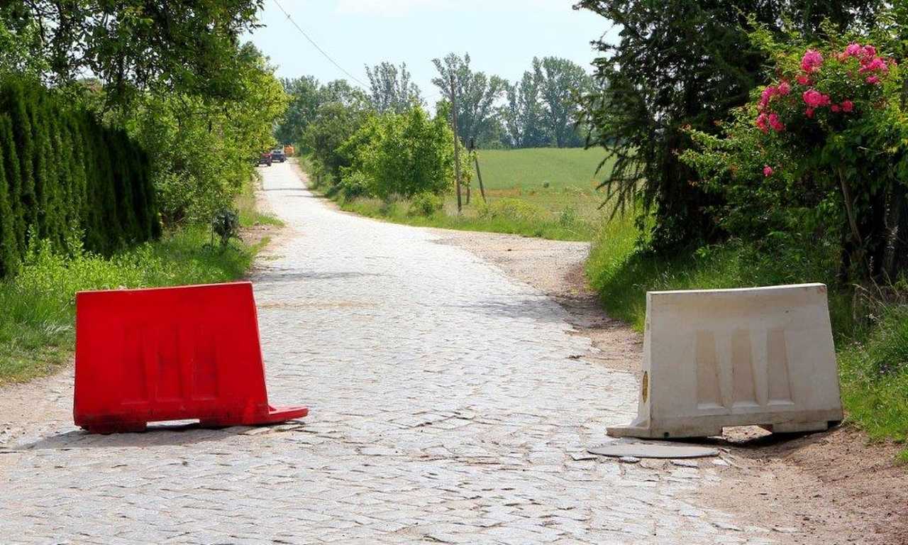 [FOTO] Trwa przebudowa drogi w Czernicy