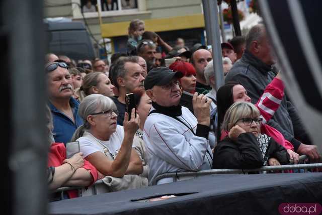 [WIDEO/FOTO] Tłumy na rozpoczęciu Święta Granitu Strzegomskiego. Zagrali Boys i Surprise