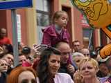 [WIDEO/FOTO] Tłumy na rozpoczęciu Święta Granitu Strzegomskiego. Zagrali Boys i Surprise