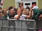 [WIDEO/FOTO] Tłumy na rozpoczęciu Święta Granitu Strzegomskiego. Zagrali Boys i Surprise